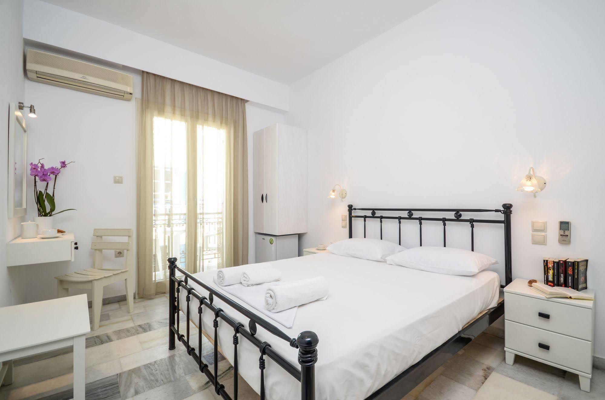Soula Naxos Hotel Naxos City Exterior foto
