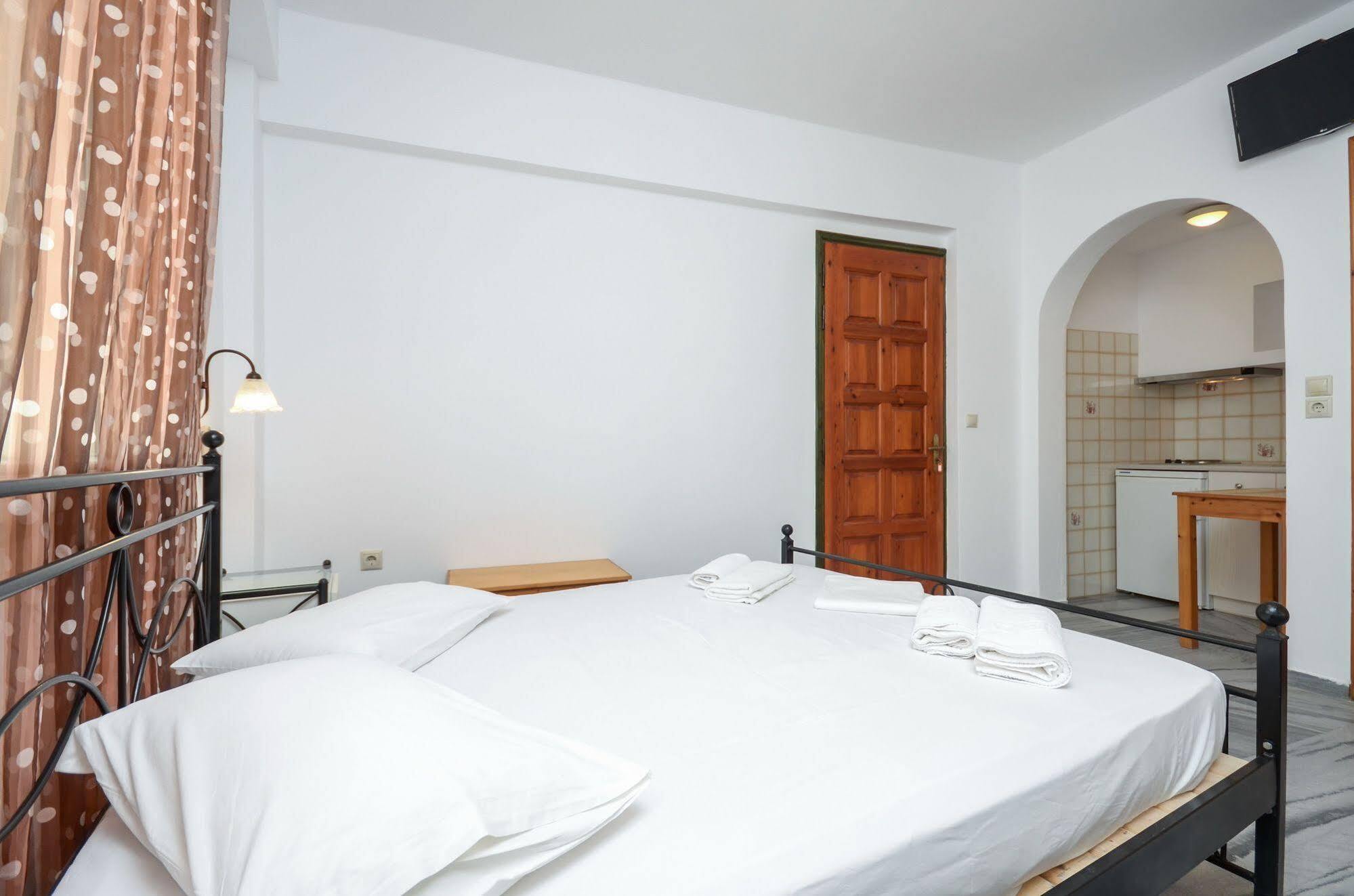 Soula Naxos Hotel Naxos City Exterior foto