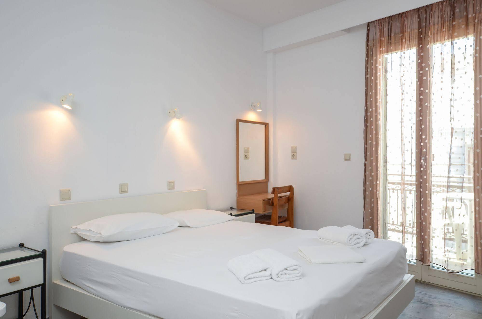 Soula Naxos Hotel Naxos City Exterior foto